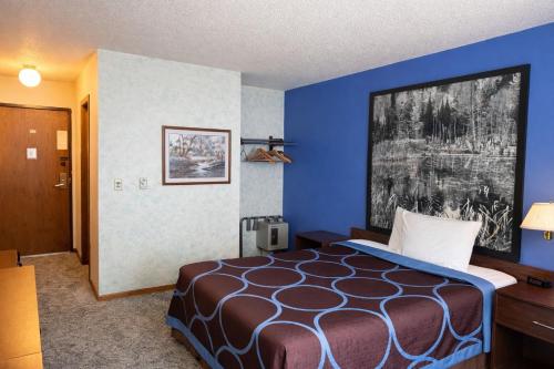 Hotel Iron Mountain Inn & Suites in Iron Mountain, USA