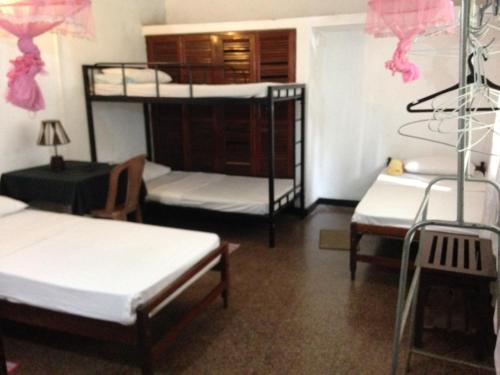 1 twin bed