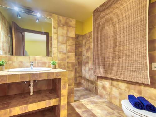 Fürdőszoba, Holiday Home Ca l'Andreu by Interhome in Garriguella