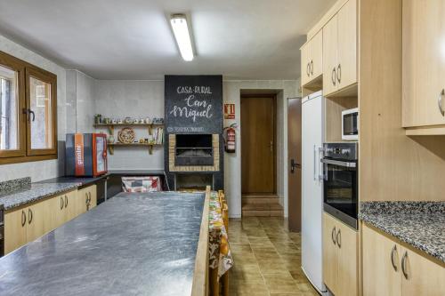 Konyha, Casa Rural Can Miquel in Santa Coloma de Farners