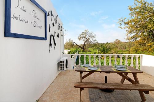 Quinta do Mestre - Casa do Campo – khách sạn tại Aldeia Turistica das Oliveiras
