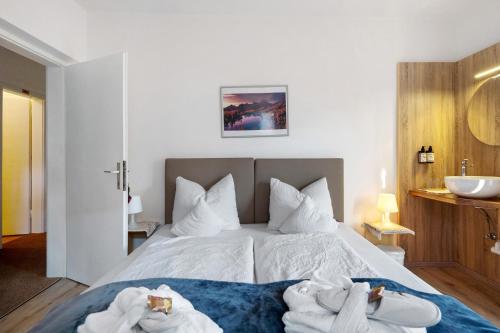 Double Room with Mountain View
