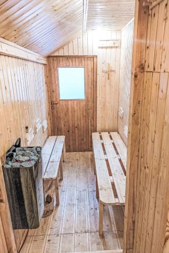 Vannas istaba, Holiday Home Roubenka u potoka by Interhome in Vipračtice
