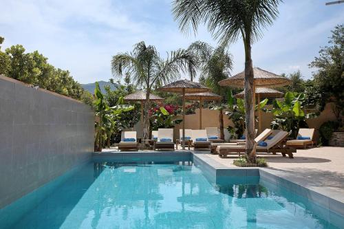 Villa Dionysia Two-bedroom House – khách sạn tại Alykanas
