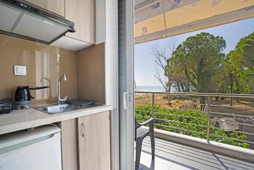 Exterior view, Iguana studio 7 in Pidima Kyras