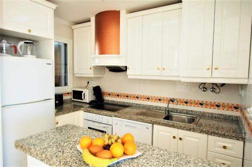 Very nice apartment with see views - image 4