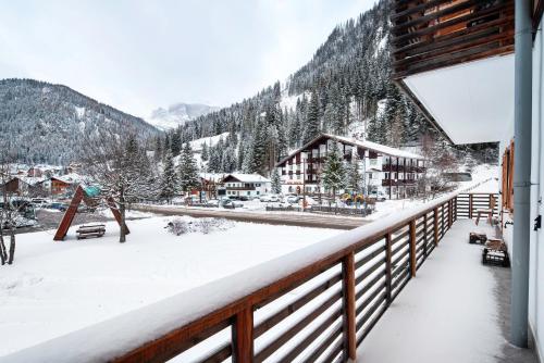 Guesthouse Canazei Cozy 2-Bedrooms - San Giacomo