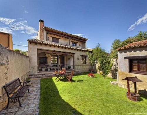 Exterior view, Villa De Uruena Casa de Ilustres in Urueña