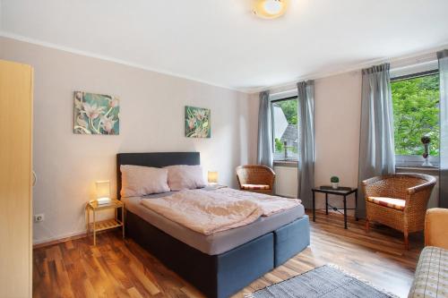4 bedrooms, 4 beds