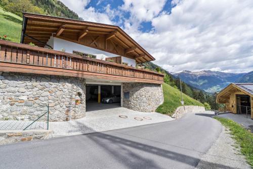 Viesnīcas āriene, Pfandlerhof Ferienwohnung Rot in San Martino In Passiria
