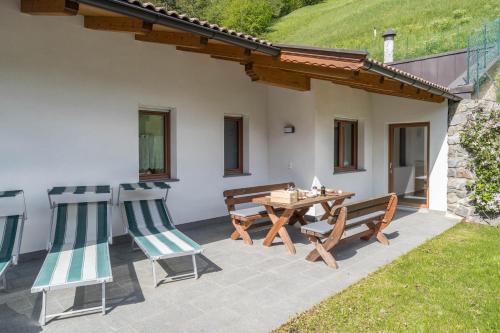Viesnīcas āriene, Pfandlerhof Ferienwohnung Rot in San Martino In Passiria