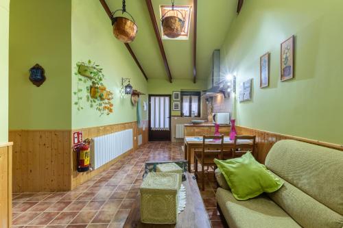 Viesnīcas āriene, Siesta y Brisca in Manjabalago