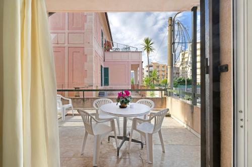 Casa Rosa – khách sạn tại Loano