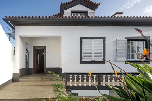 Bettencourt 2 Rooms – khách sạn tại Santa Cruz Da Graciosa