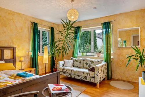 Schönes Zimmer mit eigenem Bad in Albstadt, Deutschland