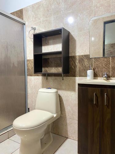 Casa campestre con piscina privada 20 personas in 벨몬테 바호