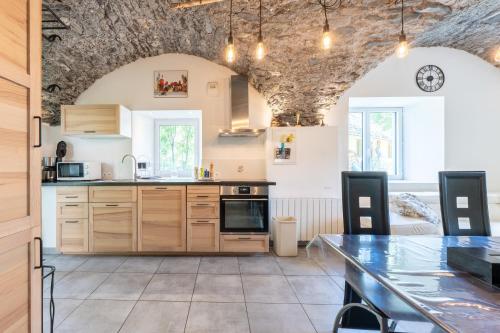 Kitchen, Breizh Chalet - 6 personnes in Saint Colomban Des Villards