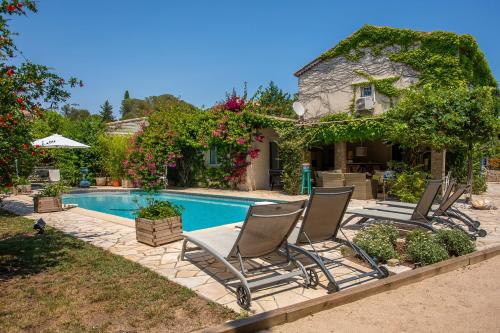 Villa provençale avec piscine