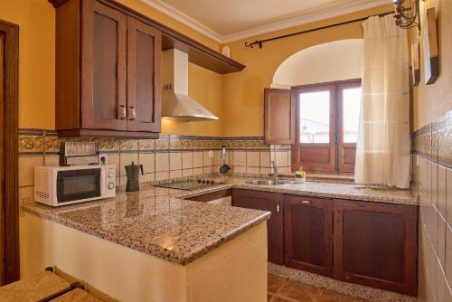 virtuve, Apartamentos Valsequillo Córdoba (Apartamentos Valsequillo Cordoba) in Penarroya Pueblonuevo