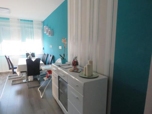Deluxe Apartment image 10