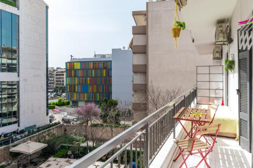Modern Cosy Apt - image 38