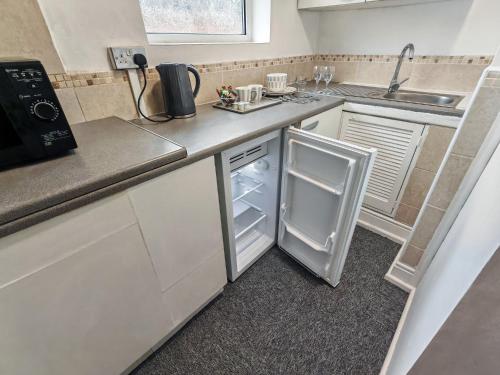 Azalea Studio - Self Contained One-bed Studio Flat - Oxford