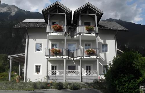  Appartment Isabelle Sky in Presseggersee