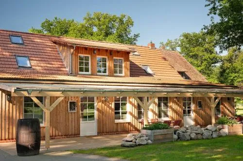 Eichengeflüster Waldhütte in Wagenfeld, Deutschland