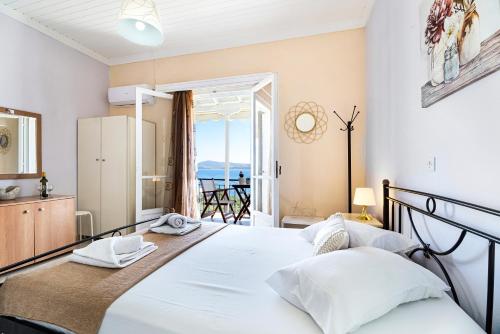Tasoula Studio with sea view 6, Nikiana (foto 2)
