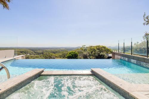 Piscina, Beach View At One Mile 8, 26 One Mile Close - Views, Infinity complex pool & Wi-Fi in Praia One Mile