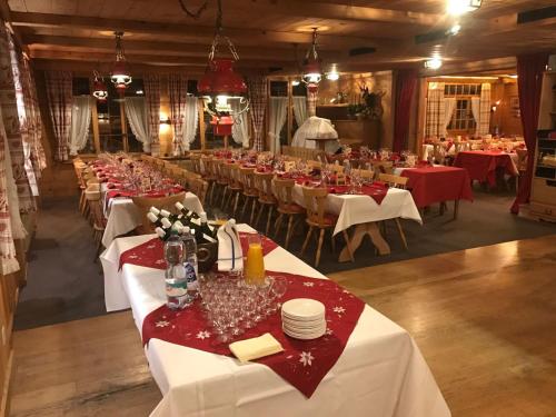 Hotel Wildhorn - main image