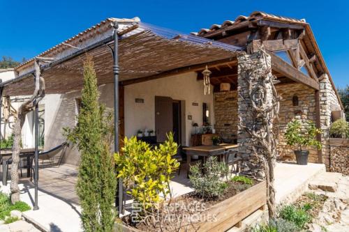 La Petite Maison De Noémie chambre d'hôte Gras