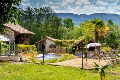 Viesnīcas āriene, Gîte de l'éléphant (Gite de l'elephant) in Champagneux ciems