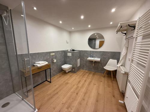 Vannas istaba, Ferien- und Handwerkerwohnung in Romhild