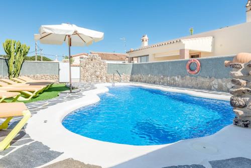 Exterior view of Bungalows La Aceitera - Casa 2