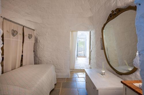 Exterior view, Antico Trullo Pasquale con piscina in Sorbola