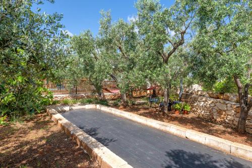 Exterior view, Antico Trullo Pasquale con piscina in Sorbola