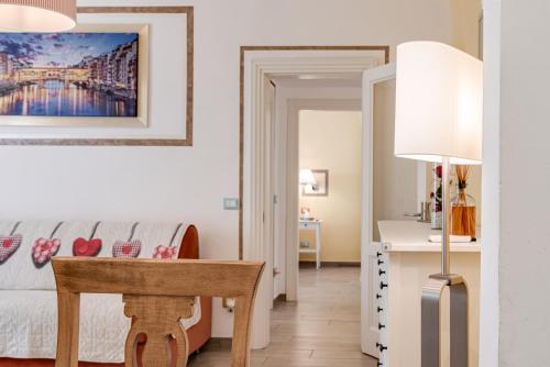 Romantic Apartment Ponte Vecchio - image 9