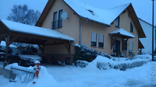 Buitenkant, Ferienwohnung Für 6 Personen 80 M² (Ferienwohnung Fur 6 Personen 80 M²) in Ilmenau
