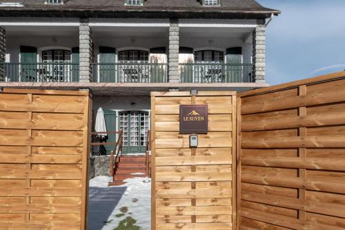 外部景觀, Gite le suyen bain nordique, sauna in 阿肯馬素