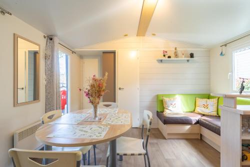 Hotelli välisilme, Mobil Home Le Paradis Bleu in Saint-Augustin