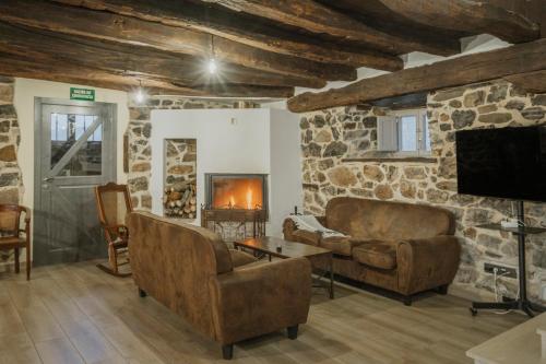 A szálláshely kívülről, La Casa Del Diezmo De La Montaña (La Casa Del Diezmo De La Montana) in Camasobres