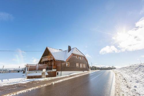 Viesnīcas āriene, Haus Am Kreuzbühl (Haus Am Kreuzbuhl) in Dachsberg (Sudschwarzwald)