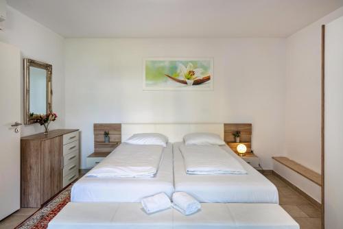 Aldars Urban Trio Suite No. 2, Munich