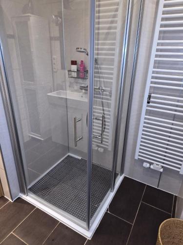 Schöne 3-Zimmer-Wohnung mit Balkon in Holenberg, Deutschland