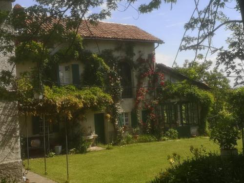 Exterior view, Cascina Risotto in Montaldo Bormida