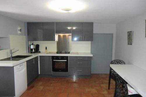 virtuve, Maison de vacances la Boissière (Maison de vacances la Boissiere) in Touffailles