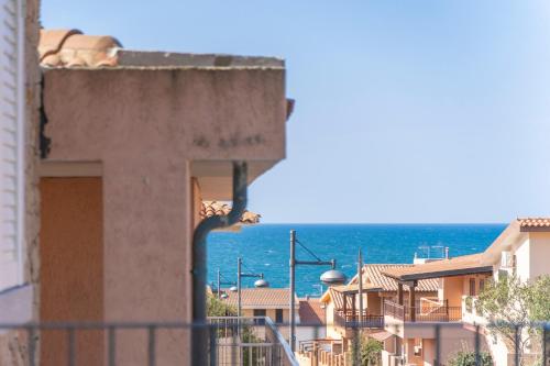  Casa Macis vista mare in Isola Rossa
