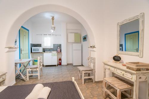 Green Retreats 3 Paros - image 2
