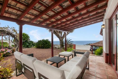 3 bedrooms, 5 beds
